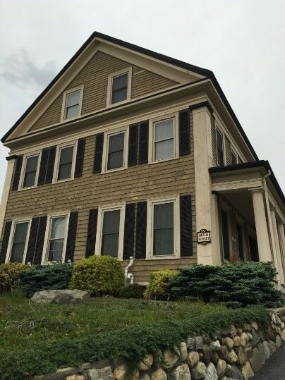 Photo - 537 Main St