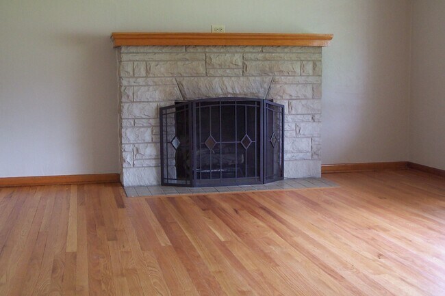 Sala de estar - 48 N Brookwood Way