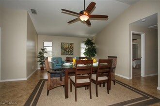 Building Photo - 5302 SW 25th Pl