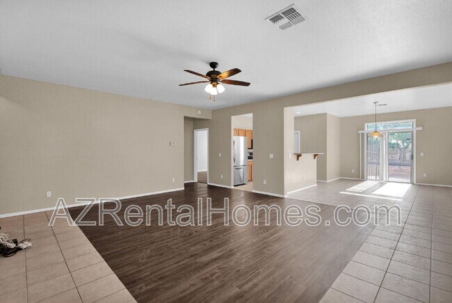 Foto del edificio - 6308 S 69th Glen