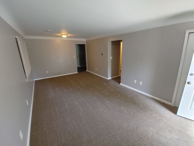 Foto del edificio - Cute Three Bedroom Ranch in Inkster