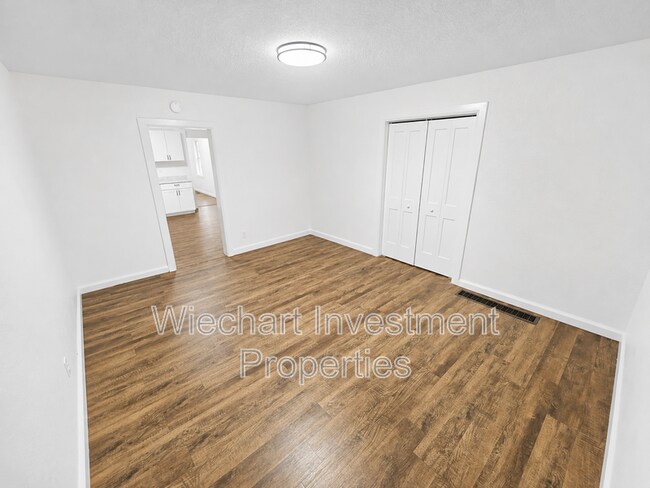Foto del edificio - 618 W Wayne St