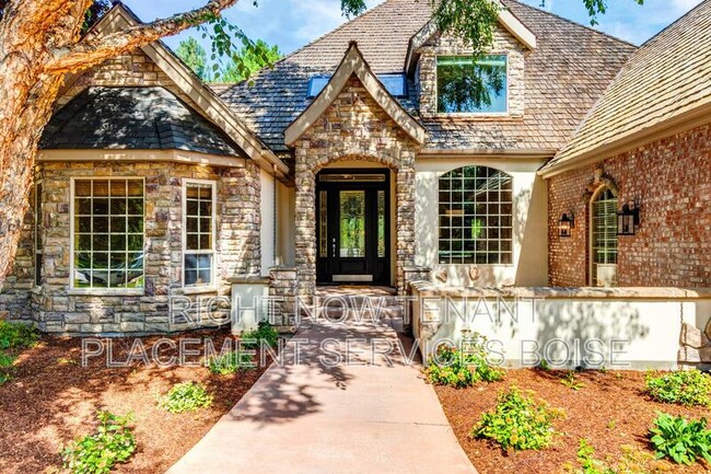 Building Photo - 3056 W Balata Ct