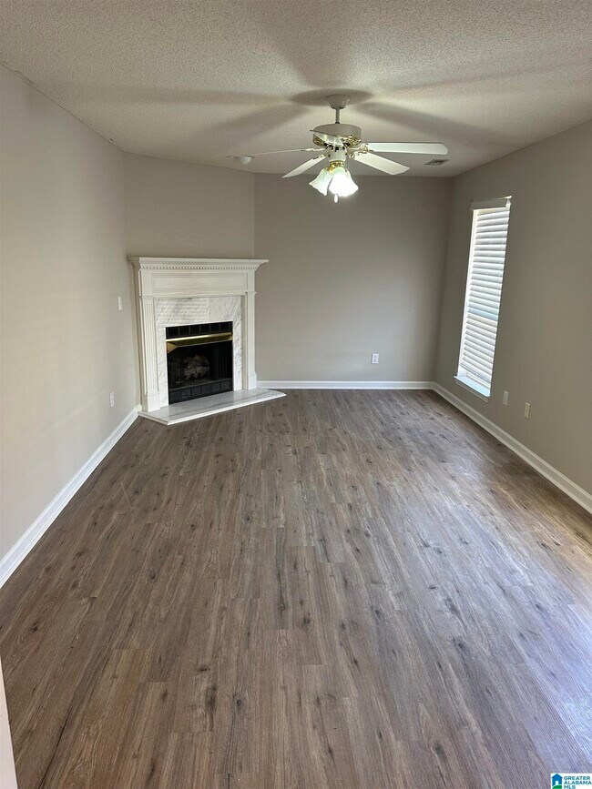 Building Photo - 4523 Rock Creek Cir
