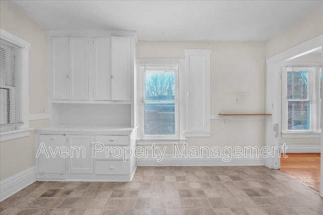 Foto del edificio - 3028 N Williams Ave