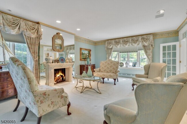 Foto del edificio - 787 Peach Tree Ln