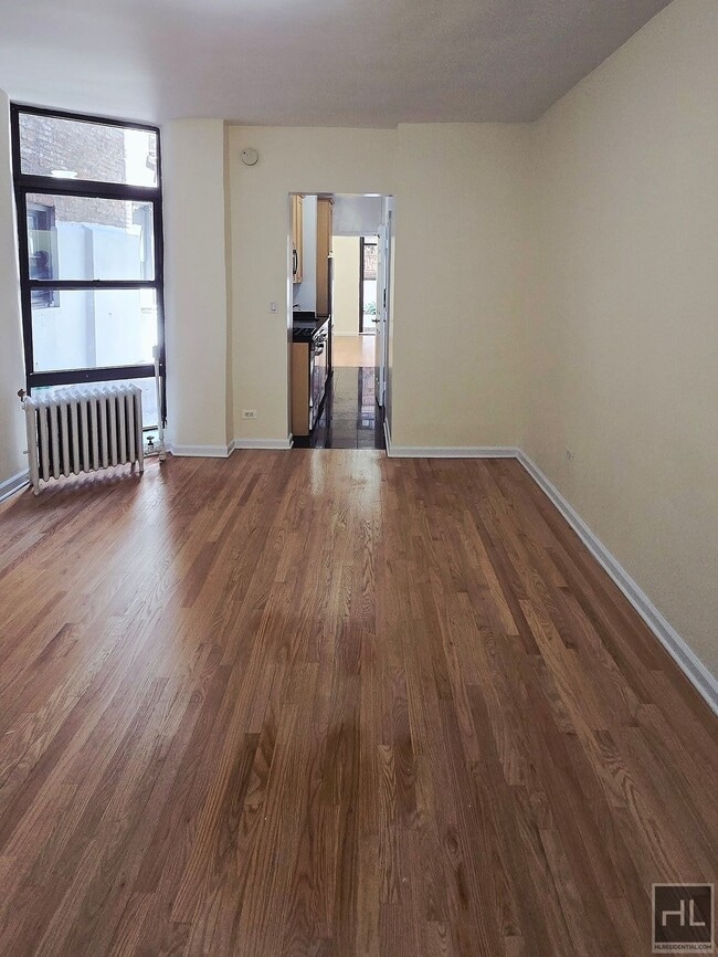 Building Photo - Avail 7/31: Video Incl! UES-E. 84, beautif...