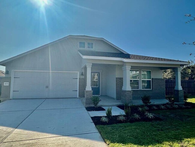 Foto del edificio - 4104 Home Pl Rd