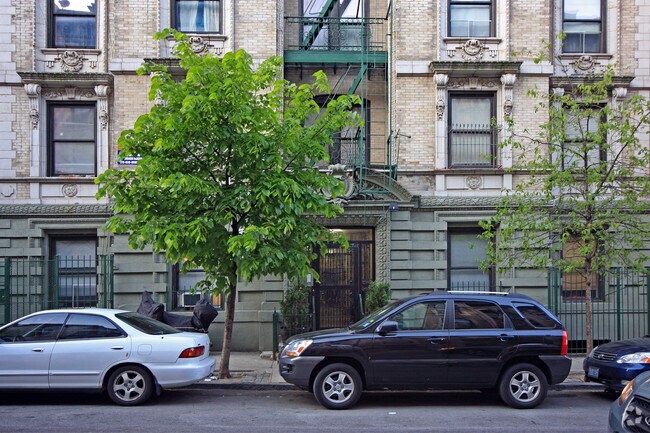 Building Photo - 618 W 136th St