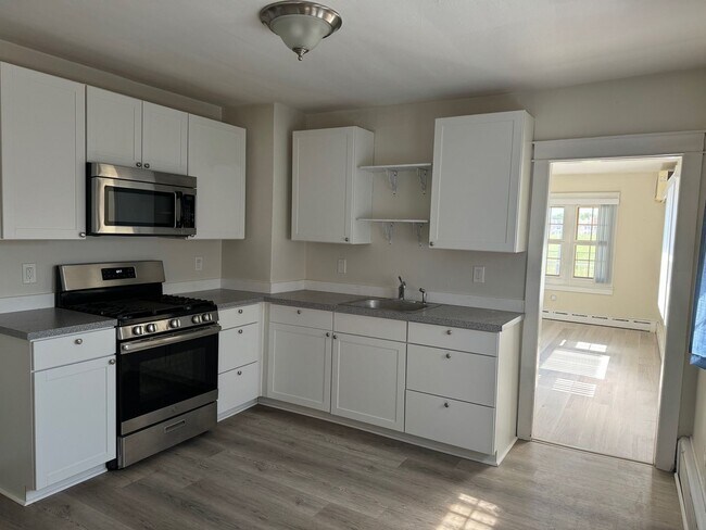 Building Photo - Great Lansdale Single for rent 3 Bedrooms ...