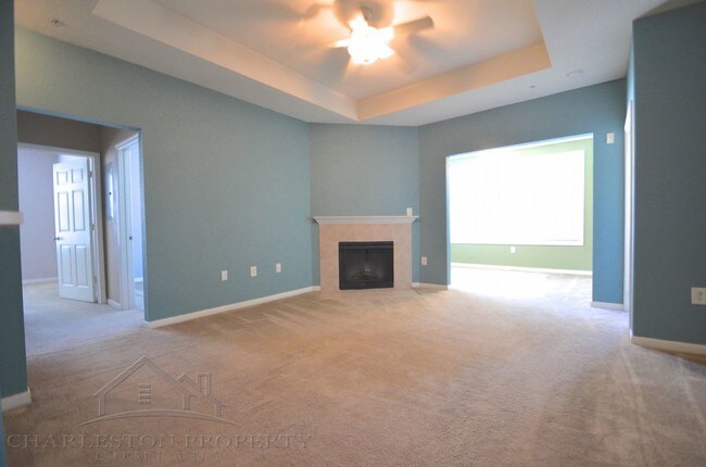Building Photo - Three Bedroom Condo on Johns Island