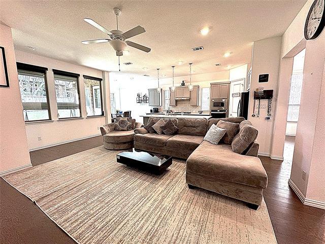 Foto del edificio - 1029 Finnhorse Dr