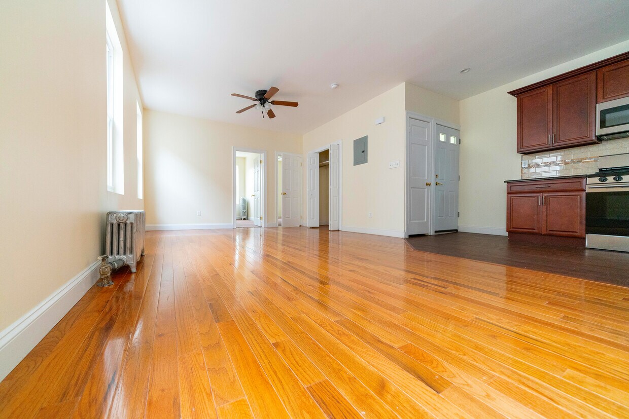 Foto principal - 810 Miller Ave