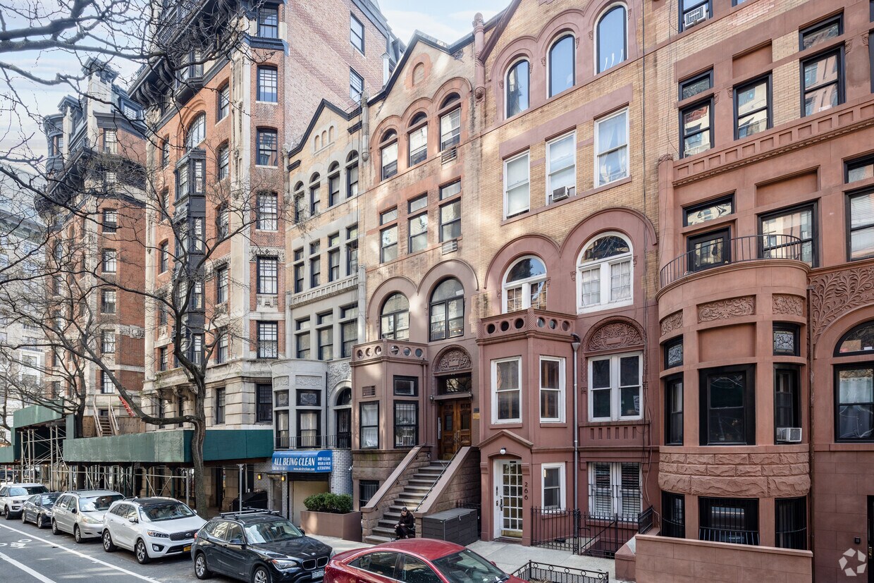 Primary Photo - 264 W 77th St