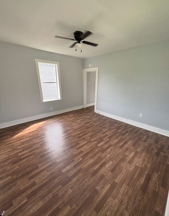 SALA DE ESTAR - 1128 Alabama Ave