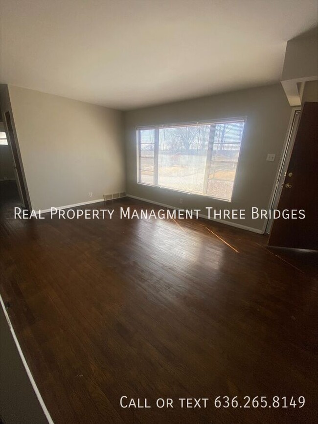 Foto del edificio - 3br/1ba in Dellwood