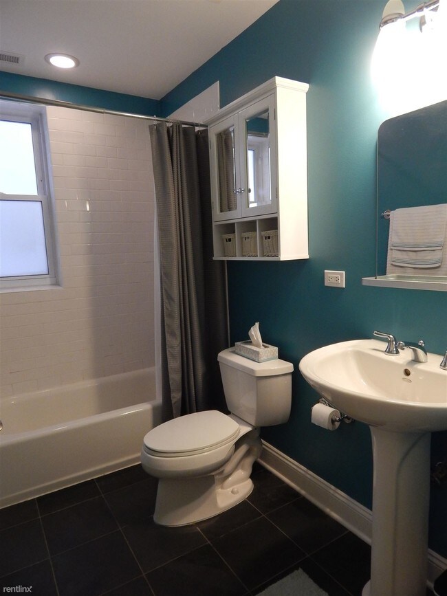 Foto del edificio - 4247 N Ashland Ave