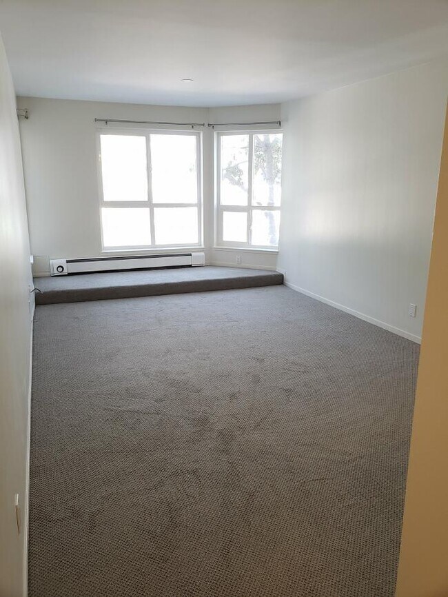 Building Photo - 1 bedroom in San Francisco CA 94115