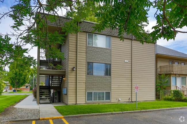 Building Photo - Nora Apartments