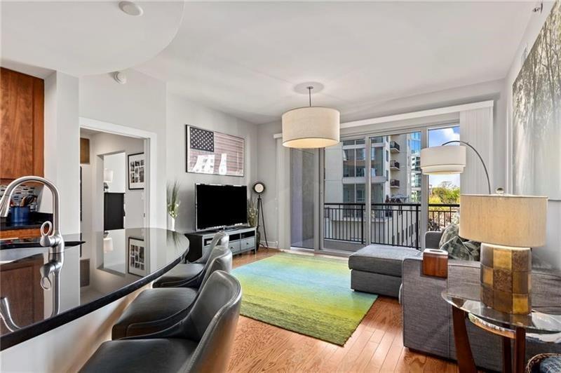 Foto principal - 222 12th St NE