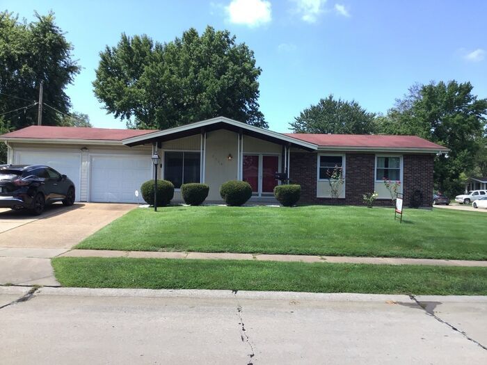 Now Available! House Rental in Florissant, MO