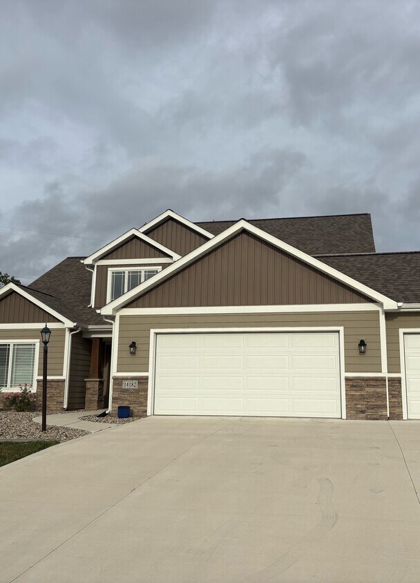 Foto principal - 14182 Escondida Cv