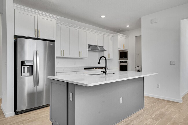 Building Photo - 4572 Nautilus Cir