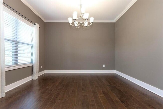 Foto del edificio - 413 Adalynn Cir