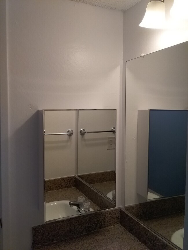 Wooded Village Apartments Carmichael, CA