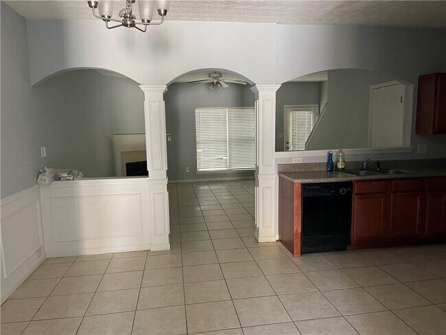 Foto del edificio - 1538 Viero Dr