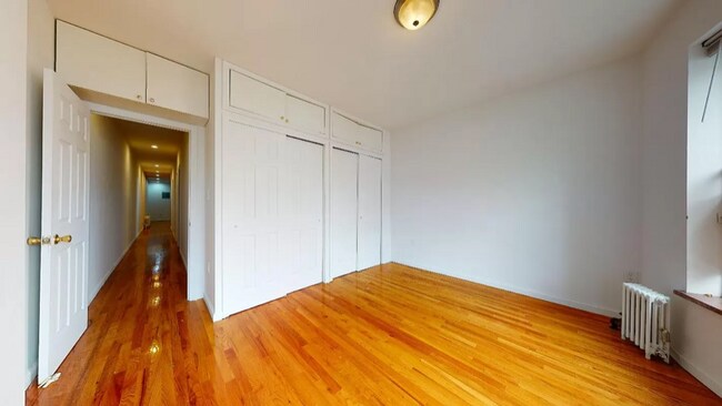 Building Photo - 106 2nd Ave