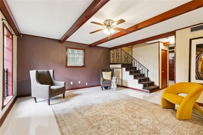 Building Photo - 2450 Copernicus St