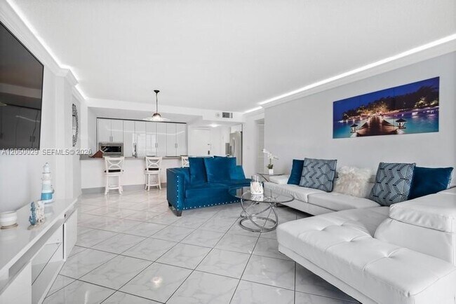 Building Photo - 3800 S Ocean Dr