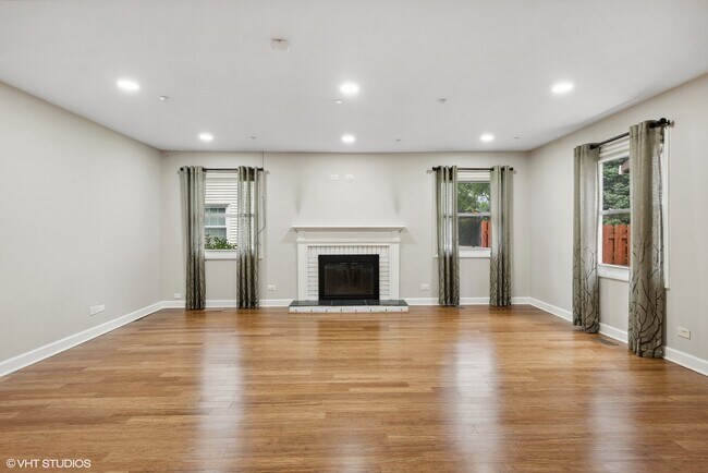 Foto del edificio - 331 Terrace Pl