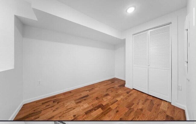 Foto del edificio - 1111 53rd St