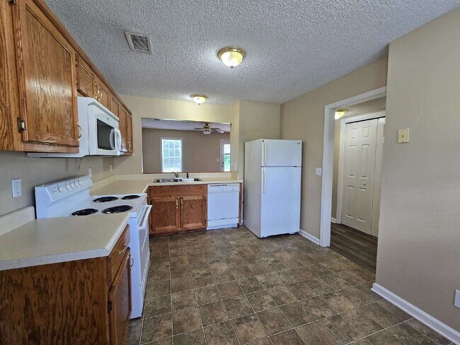 Foto del edificio - 2100 Ringgold Ct