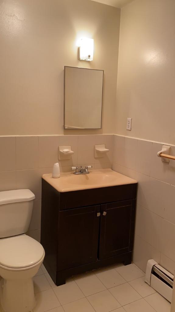 Building Photo - 230 Bay 23rd St