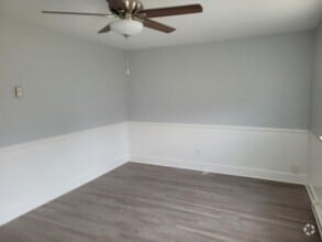 Building Photo - 9016 Gladden Ct