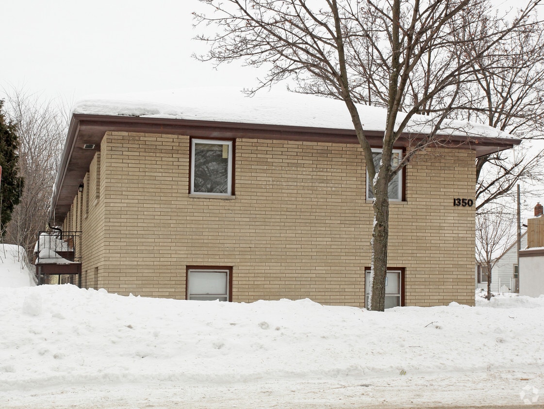 Building Photo - 1350 Payne Ave