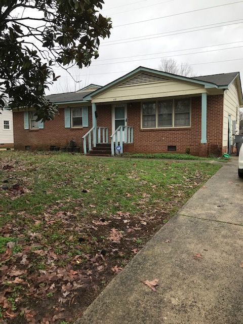 Primary Photo - 3 Bedroom Ranch 2 Bath
