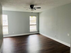 Building Photo - 9534 Pagewood Ln