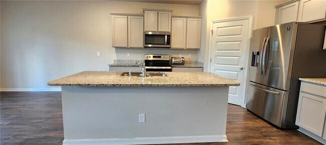 Foto del edificio - 60 Conroe Ct