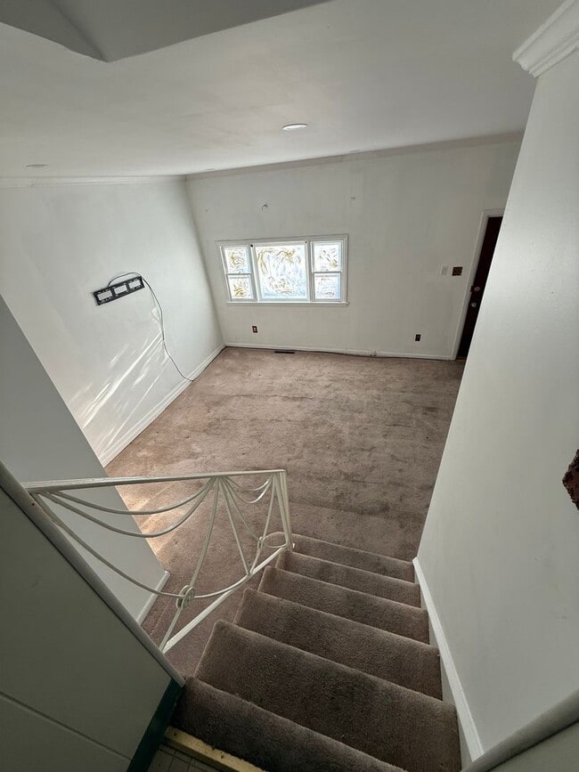 Foto del edificio - Cute two bedroom in Frankford section of P...