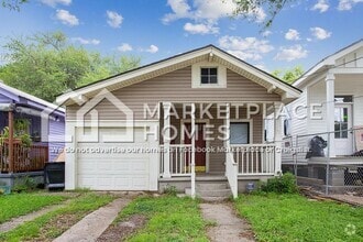 Building Photo - 2757 Lavender St