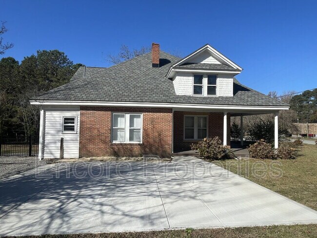 Foto del edificio - 610 Parks St