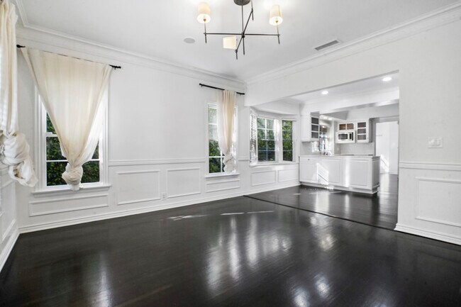 Foto del edificio - 6685 W 5th St