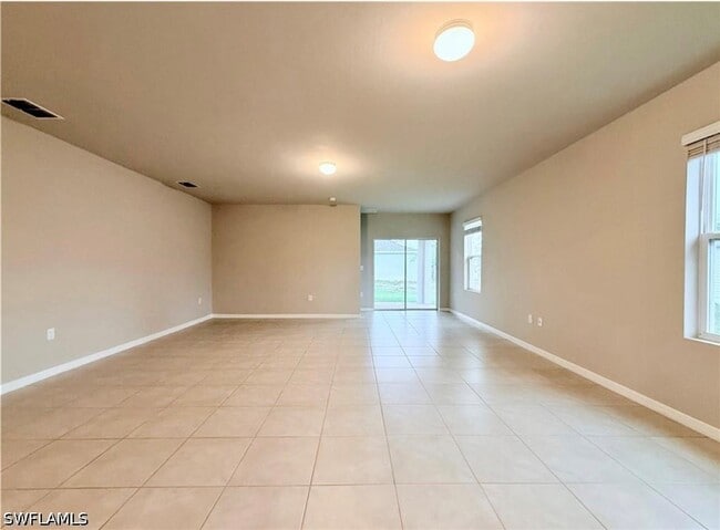 Building Photo - 17541 Lee Rd