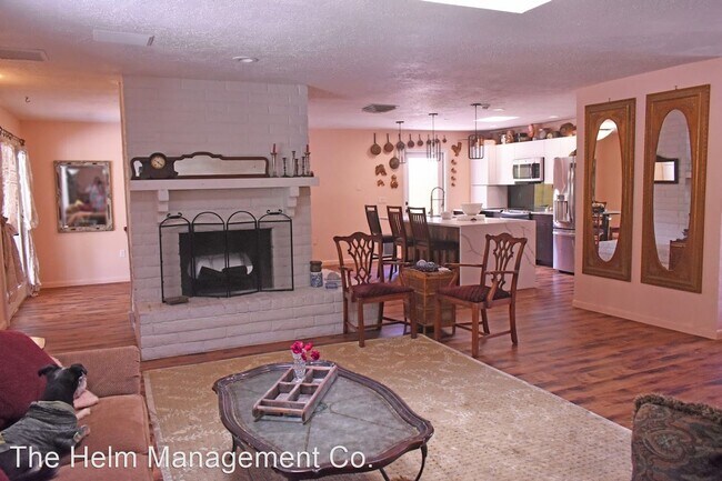 Building Photo - 4 br, 2 bath House - 2120 Father Sky