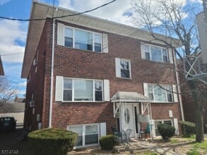 Building Photo - 312 Franklin Ave