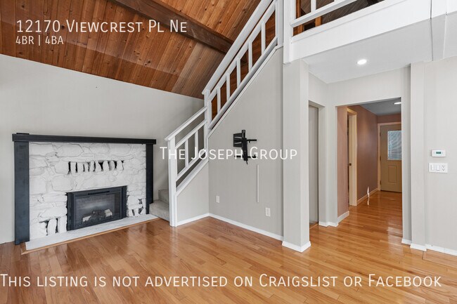 Building Photo - Stunning 4 bed/4 bath on Bainbridge Island!
